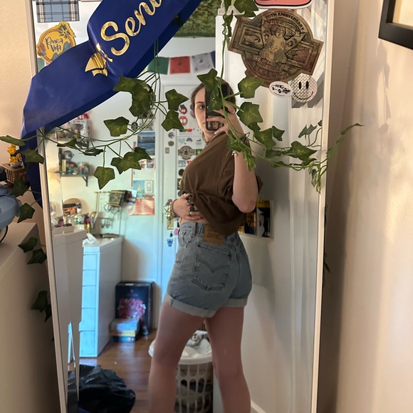 levis orange tab vintage lightwash regular fit denim shorts - Picture 7 of 7